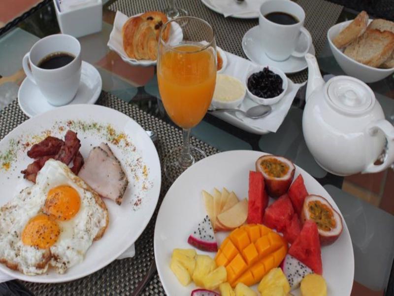 Le Dartagnan Luxury Villa Resort Sihanoukville Bagian luar foto
