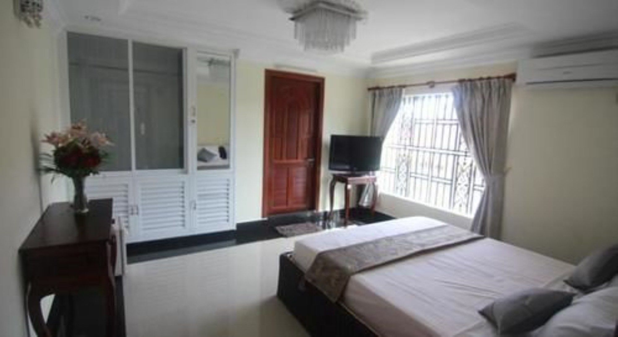 Le Dartagnan Luxury Villa Resort Sihanoukville Bagian luar foto